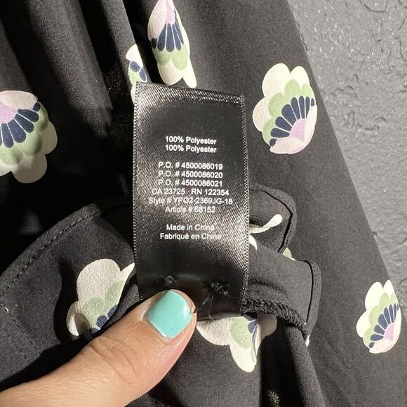 Aritzia Sunday Best Womens Size Small Black Floral Print Long Sleeve Button Down - Picture 14 of 15